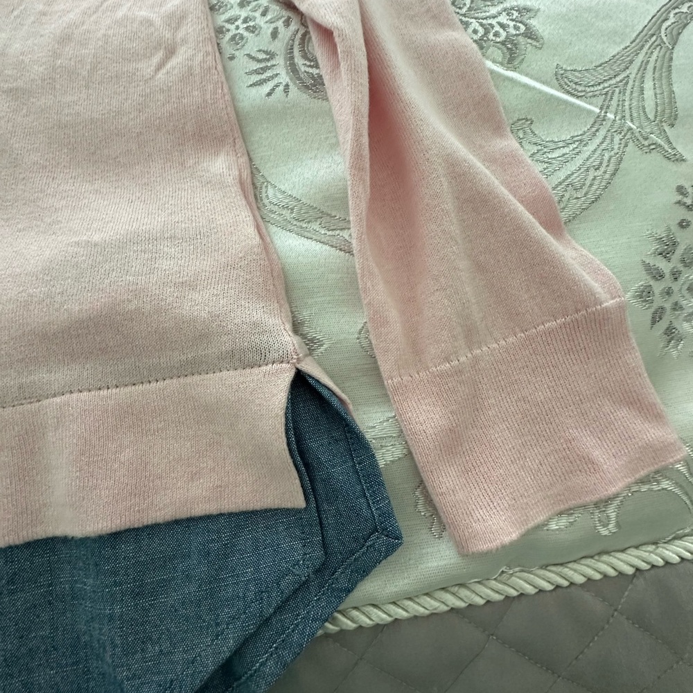 XS JCrew Long Sleeved Top - Picture 3 of 4